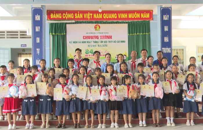 Huyện Mỹ Xuyên kỷ niệm 84 năm ngày thành lập Đội Thiếu niên Tiền phong Hồ Chí Minh